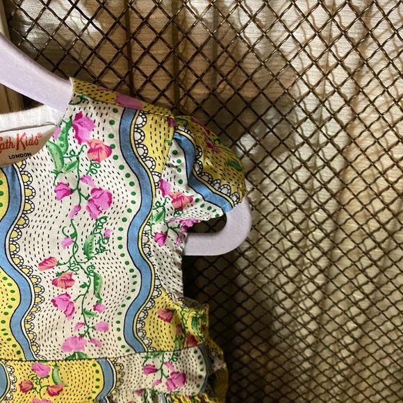 Cath Kidston 6-9 months sweet pea baby tie back dress and bloomer - Picture 9 of 12